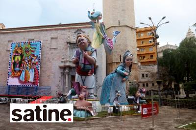 Burriana luce sus 38 fallas