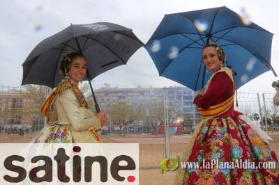 La lluvia empaña la primera 'mascletà' y hoy llega Nit Màgica, de Xarxa Teatre