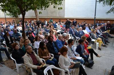 Lectura del Manifest per la llengua