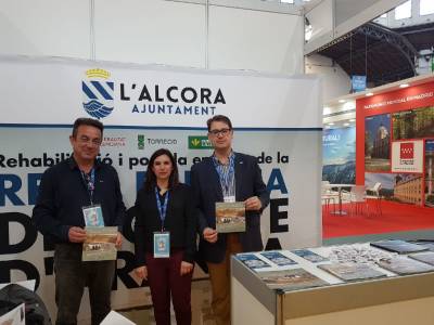 L’Alcora promociona su destacado patrimonio industrial cerámico en la feria internacional de turismo de Barcelona