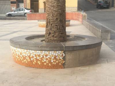 Millores en la plaça Espanya a La Llosa