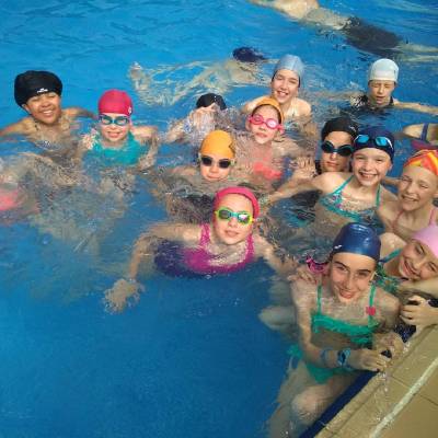 MHL SPORT, sol, playa y baloncesto