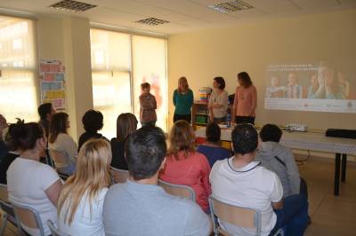 La Escuela Infantil acoge una Charla dirigida a padres y madres para prevenir el acoso infantil en las aulas