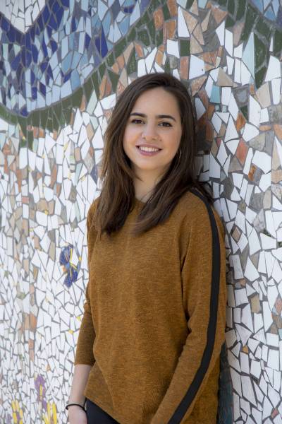 La comunicadora Elena Sales i el cantautor Toni de l'Hostal conduiran la gala dels premis Maestrat Viu que homenatjaran les avantguardes