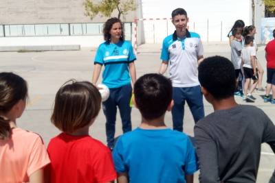 Bisontes Castellón FS visita el CEIP Pintor Sorolla con el objetivo visibilizar la igualdad de género en la vida y en el deporte