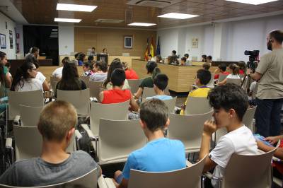 Almassora instal•larà més fonts i més arbres en les zones urbanes a petició del ple infantil
