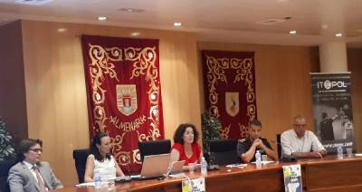 Más de un centenar de profesionales participan en la ponencia sobre el