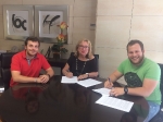 Torreblanca y la Federación de Casas de Juventud firman un convenio para la puesta en marcha de este servicio en el municipio