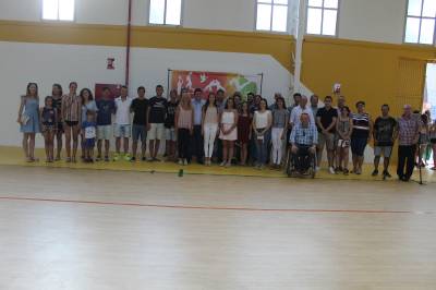 El poliesportiu municipal presenta una imatge més actual i renovada