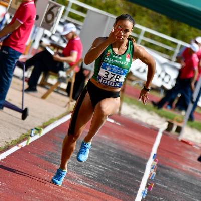 La alumna de Química de la UJI Carmen Ramos consigue el récord de España absoluto de heptatlón