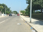 El PSPV recorta 18.150 euros de limpieza viaria pese a la acumulación de basuras en plazas y calles de Burriana durante el Arenal Sound
