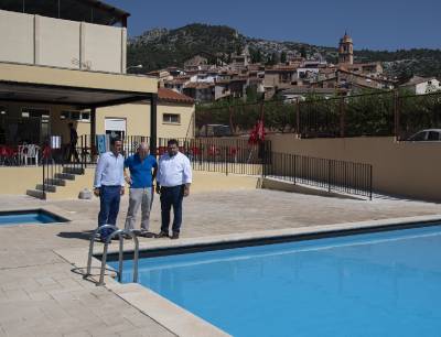 La Diputación adecuará un local de Herbés para convertirlo en un comercio que facilite nuevos servicios a los vecinos y visitantes