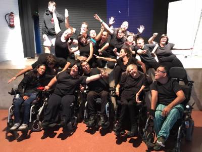 ‘Vivint en diversitat’ estrena obra teatral al Casal Jove del Grau