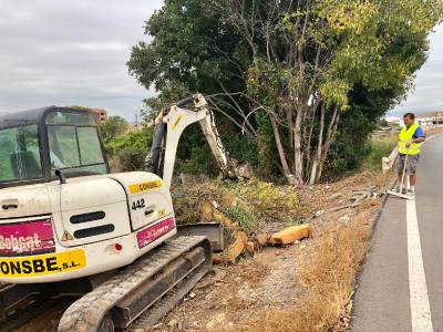 Comencen les obres de construcció del carril bici que anellarà els polígons industrials