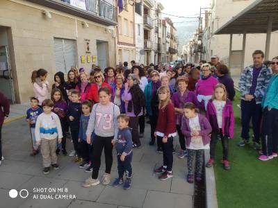 Caminata contra la violència de gènere a Rossell