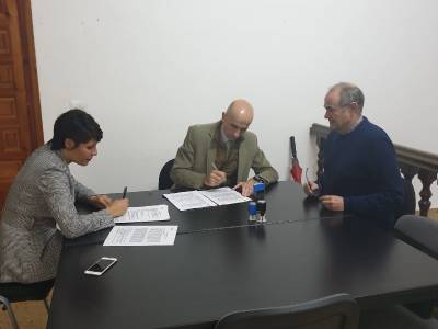 Los escolares de Canet Lo Roig empezarán la semana en las aulas prefabricadas