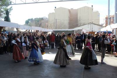 Les Coves de Vinromà inaugura la Feria de Navidad con más de 30 puestos de gastronomía, artesanía y decoración