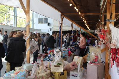 Les Coves de Vinromà cierra la Feria de Navidad con una alta afluencia de público