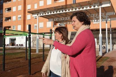 L'Ajuntament amplia les zones esportives en parcs del districte sud per a fomentar la vida activa