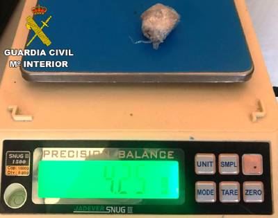 La Guardia Civil detiene a una persona por intentar introducir droga en el Centro Penitenciario de Albocácer