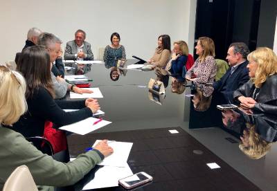 Almassora ofereix el seu Centre de Formació al Consell per a impulsar la FP que demanda la indústria provincial