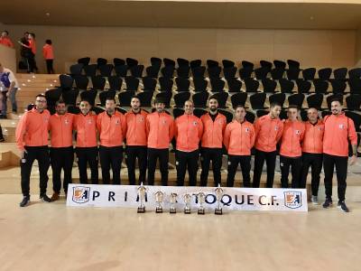 “Primer Toque CF, seis años como club más galardonado en la Gala de premios de la FFCV.”