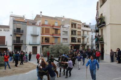 La festa de Sant Antoni de les Coves de Vinrom obt la declaraci de Festa d'Inters Turstic de la Generalitat Valenciana