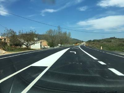 Les Coves de Vinromà finaliza las obras del carril de espera de la Venta la Figuera y atiende una reivindicación histórica