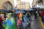 Multitudinaria Festa del Rotllo de l'Alcora a pesar de la lluvia 