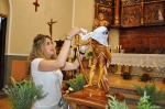 Los valldalbenses cumplen con la tradición de subir en romería a la ermita de Sant Cristòfol 