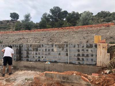 La Llosa mejora la seguridad vial y repara acequias