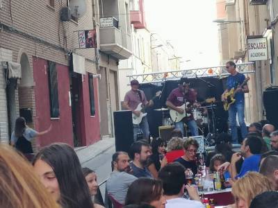 Gran éxito de los Tardeos promovidos entre el Ayuntamiento, los pubs y los grupos de musica locales