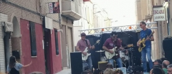 gran-exito-de-los-tardeos-promovidos-entre-el-ayuntamiento-los-pubs-y-los-grupos-de-musica-locales
