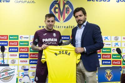 Presentación de Peña en el Villarreal C.F.