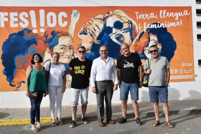 José Martí destaca que el Feslloc de Benlloc es un festival consolidado que promociona la música en valenciano y genera actividad económica