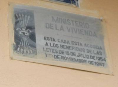 El Círculo de Podem Borriana insiste en la retirada de las placas franquistas en cumplimiento de la Ley de Memoria Histórica