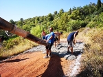 150 personas desempleadas mejoran los caminos rurales durante el verano en la Vall d'Uixó  
