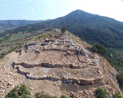 Conclouen amb èxit els treballs de restauració i posada en valor de la muralla i accés del jaciment del Mortórum de Cabanes