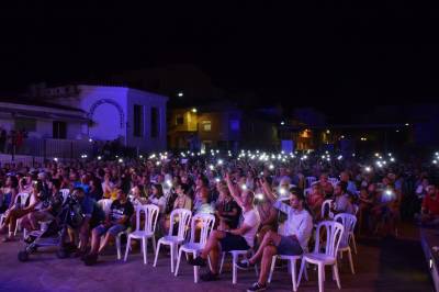 Cabanes comença els festejos taurins en les seues Festes d'Agost