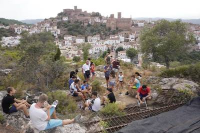 Els alumnes del curs de guitarra “Manuel Babiloni” delecten amb una audició als amants de la música