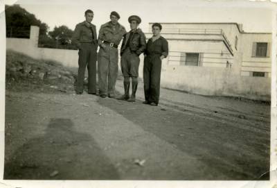 El Centre d'Interpretació de la línia XYZ possibilita el retrobament de la família d'un soldat d'Avilés amb la del seu acolliment a Almenara