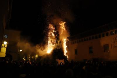 Los demonios y los santos toman Forcall con la
