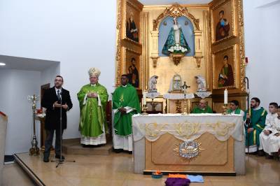 L'església dels Sants Evangelistes inaugura aquest diumenge la seua nova porta gràcies al conveni entre l'Ajuntament i el Bisbat