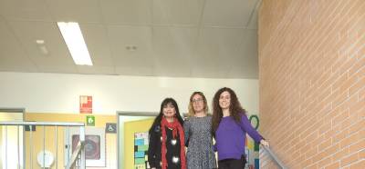 L'alumnat de Cabanes entrevista a l'escriptora local María Roca
