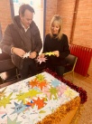 El Centre Municipal de les Arts organiza un taller navideo con el CEIP Pare Vilallonga para decorar el colegio