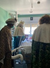 Los Reyes Magos visitan a los nios hospitalizados