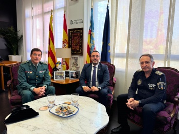 Benlloch recibe al coronel jefe de la Guardia Civil, ngel Gil Redondo, y agradece el trabajo de la Comandancia de Castelln para garantizar el orden y la seguridad en la provincia