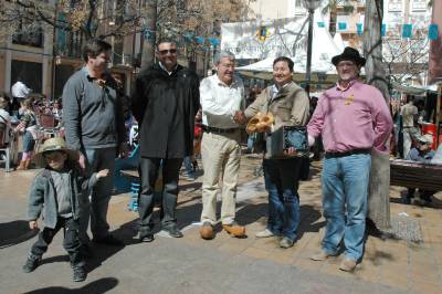El Rallye Club Costa Azahar saca sus coches clásicos a la calle con motivo de las Fiestas de la Magdalena