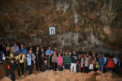Alfondeguilla sube a la Cova de Sant Vicent