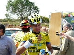 El ciclista de La Vilavella Juan Luis Carratalá gana el maillo blanco, como mejor corredor provincial, en la Volta a la Provincia